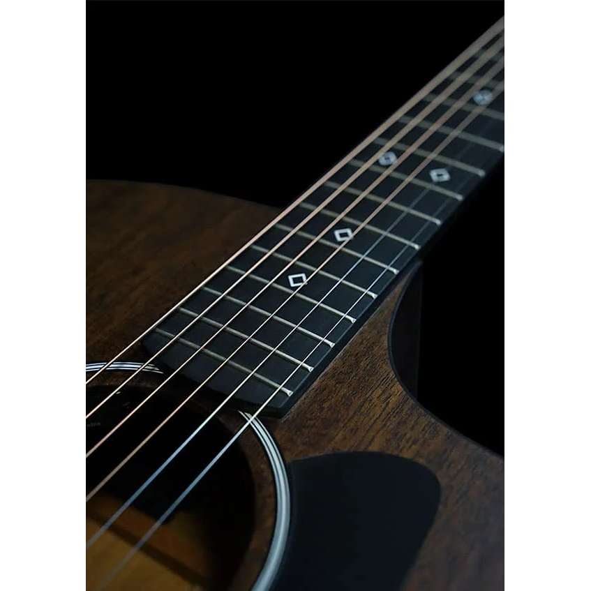 Fenech Delta Blues Grand Auditorium Mahogany Ac/Elec w/Hard Case