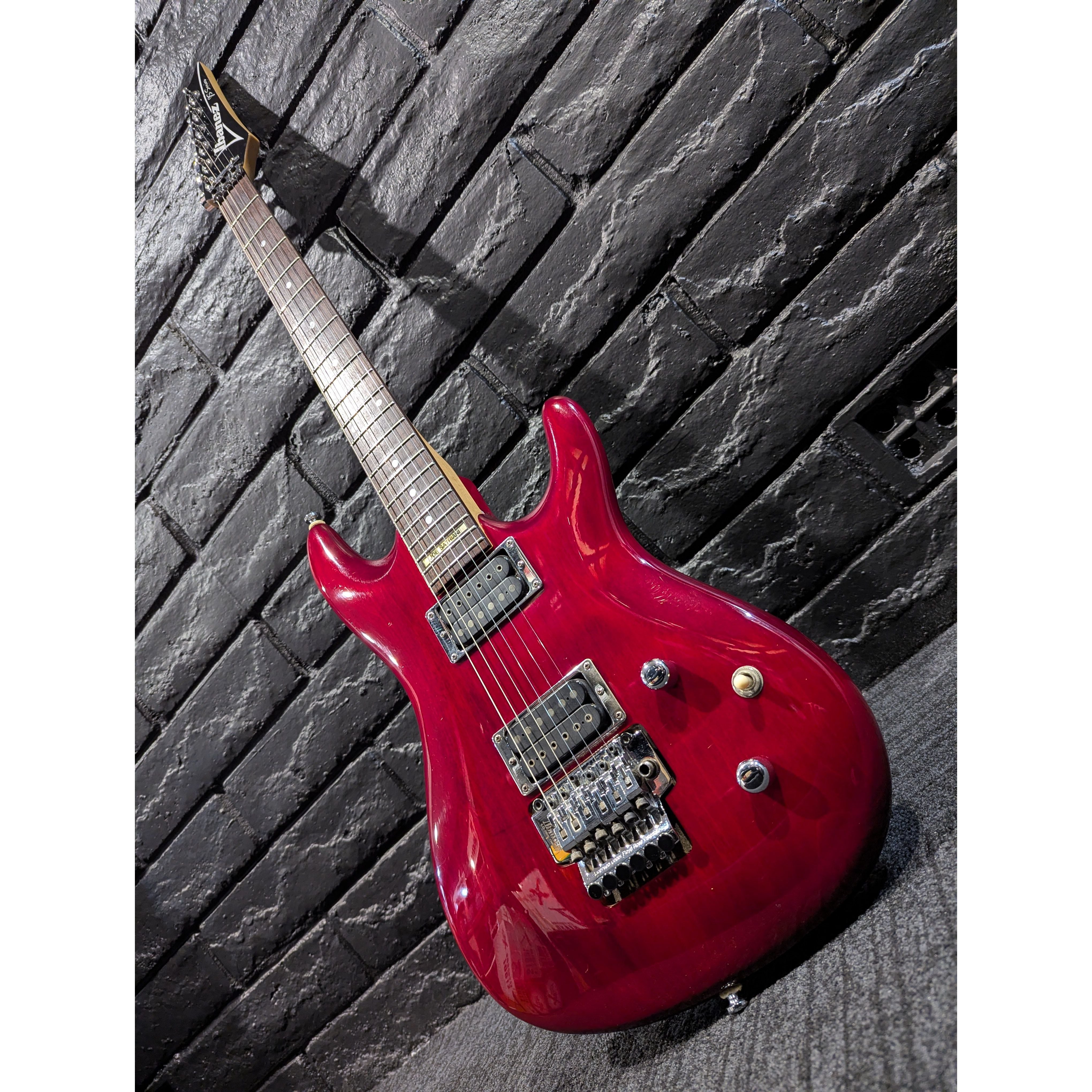 Ibanez JS100 Joe Satriani Signature 1996 w/Case USED