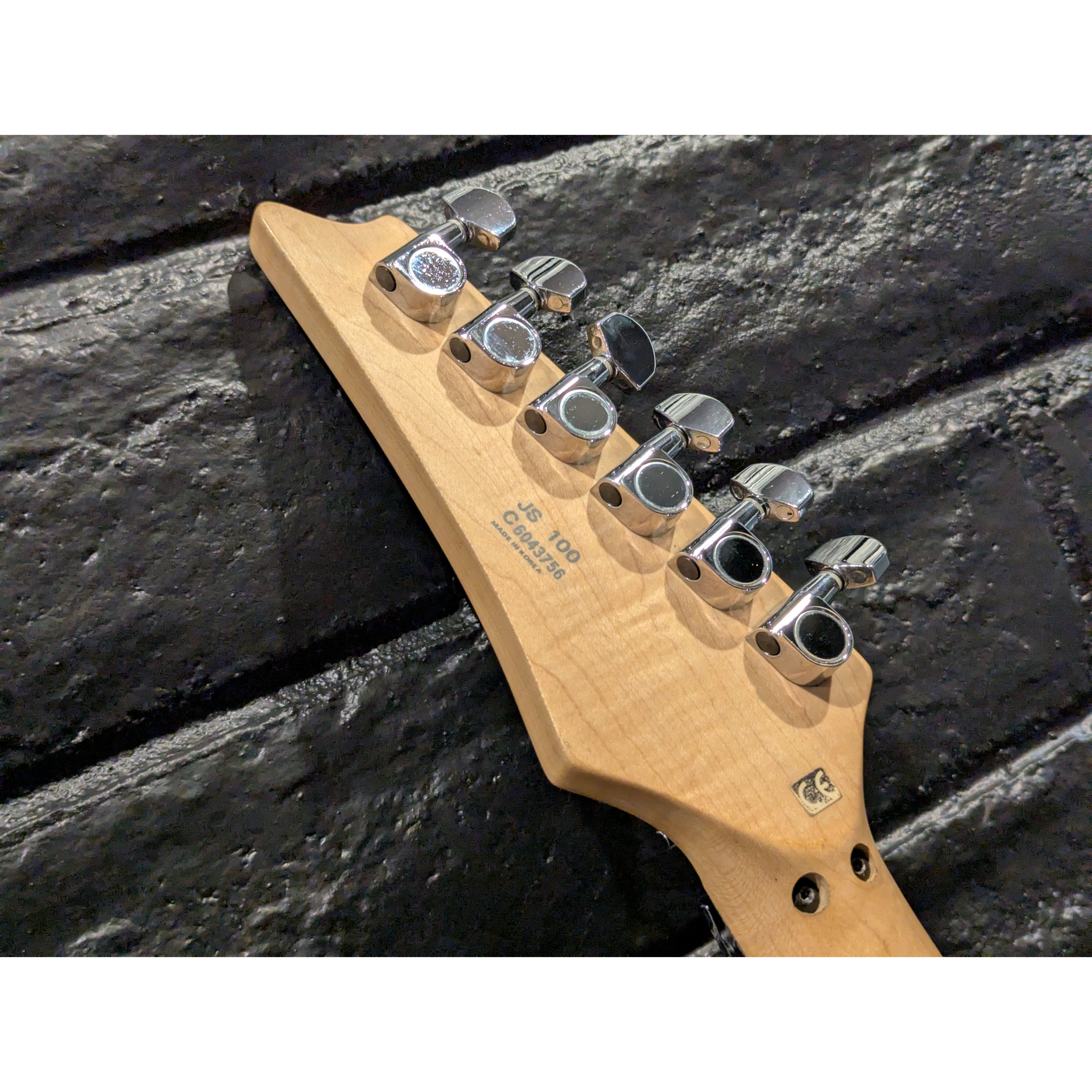 Ibanez JS100 Joe Satriani Signature 1996 w/Case USED
