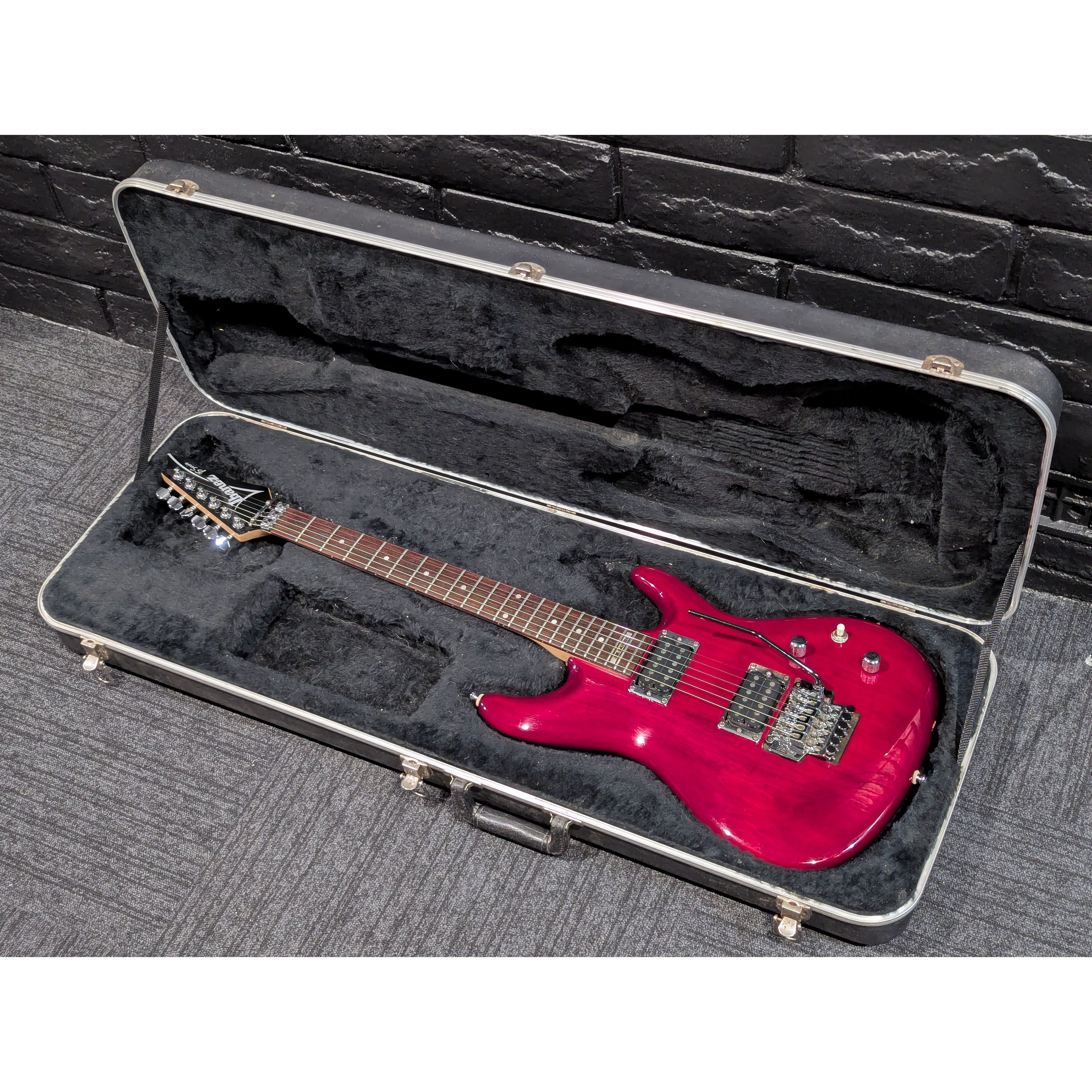 Ibanez JS100 Joe Satriani Signature 1996 w/Case USED